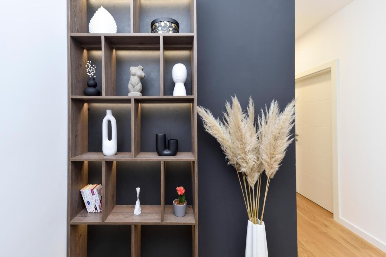 Divine & Delight Apartments โนวีซาด ภายนอก รูปภาพ